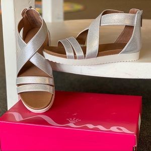 Nina Caldonia Silver Sandals